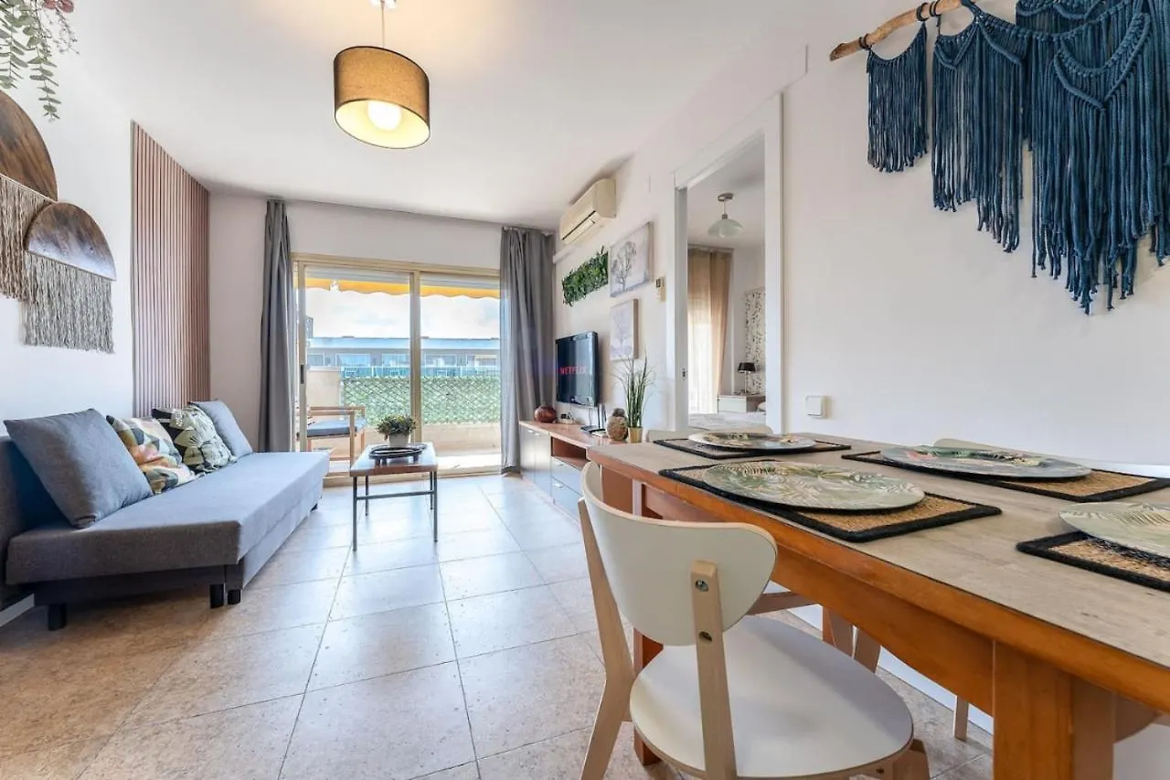 Salou Luxury Stay Beach Pool Parking Ac Apartment